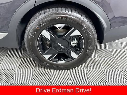 Used 2026 Kia Sportage LX AWD/4WD image 4