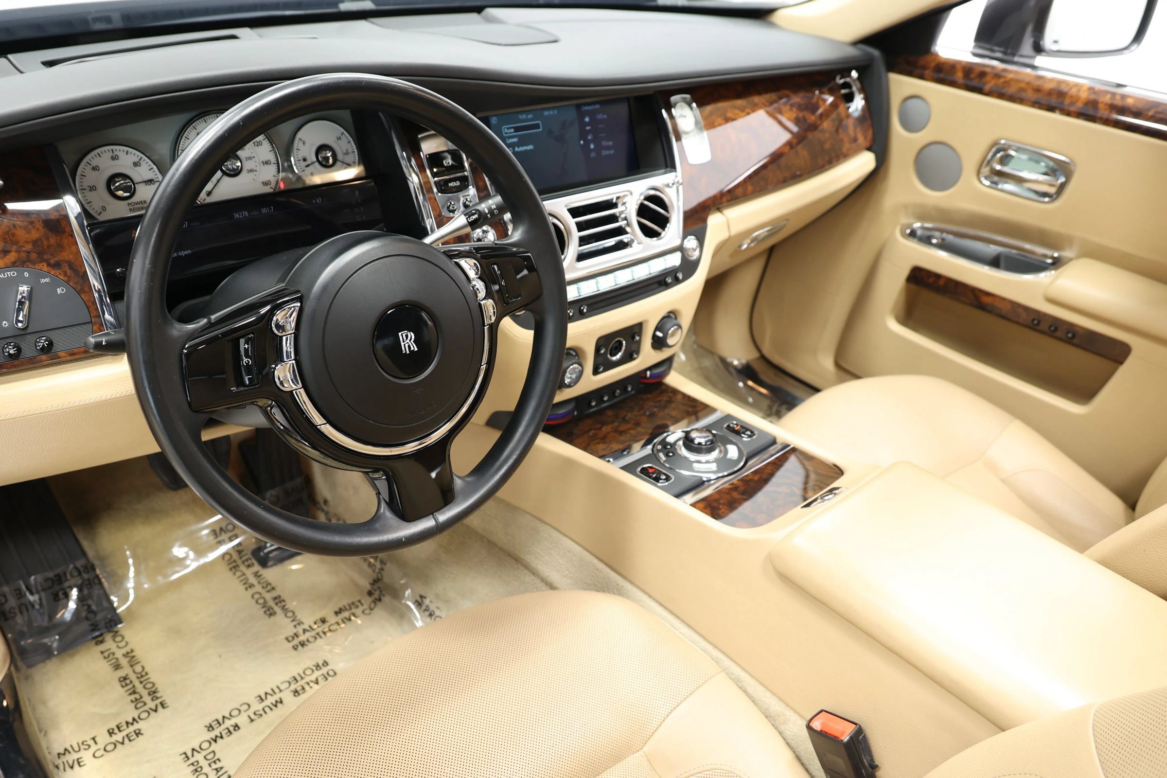 Used 2011 Rolls-Royce Ghost RWD image 2