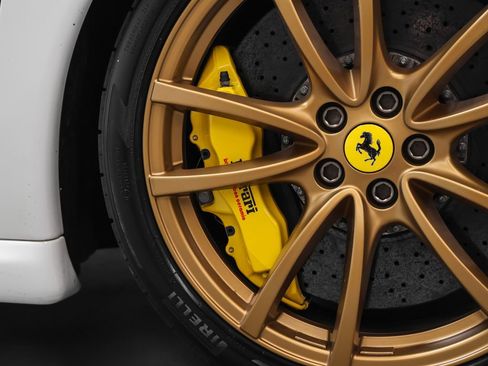 Certified 2009 Ferrari F430 Scuderia RWD image 11