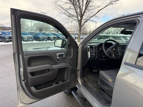 Used 2017 Chevrolet Silverado 1500 LT w/ All Star Edition image 10