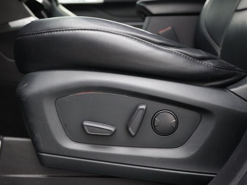 Used 2021 Ford Explorer Limited RWD image 18