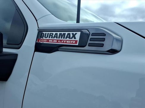 New 2026 GMC Sierra 2500 AT4 w/ AT4 Premium Plus Package image 10