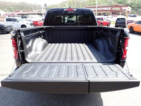 New 2026 RAM 1500 4x4 Crew Cab image 6