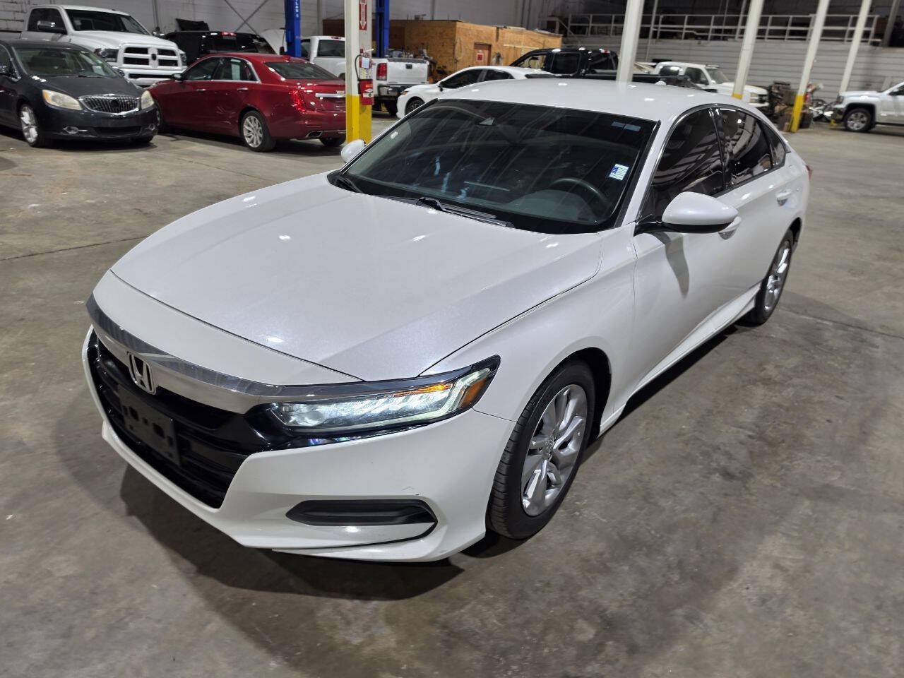 Used 2019 Honda Accord LX image 2
