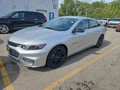 Used 2018 Chevrolet Malibu LT w/ Leather Package