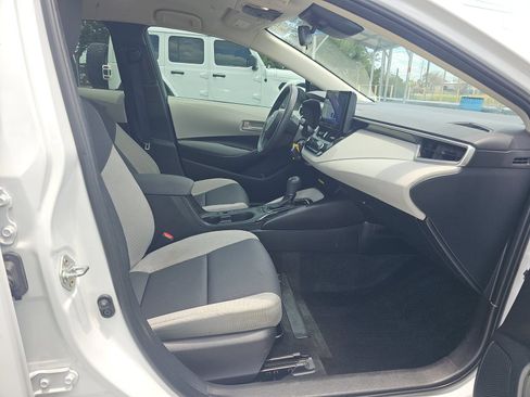 Used 2024 Toyota Corolla LE FWD image 10