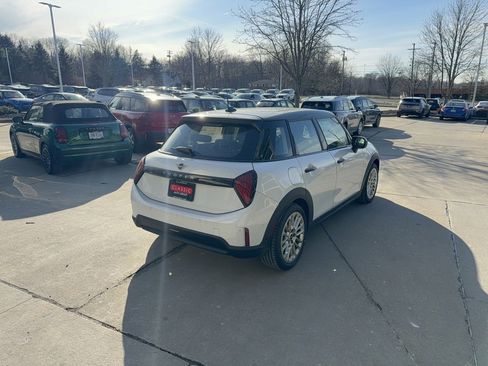 New 2026 MINI Cooper S image 2