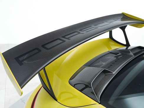 Used 2018 Porsche 911 GT2 RS image 17