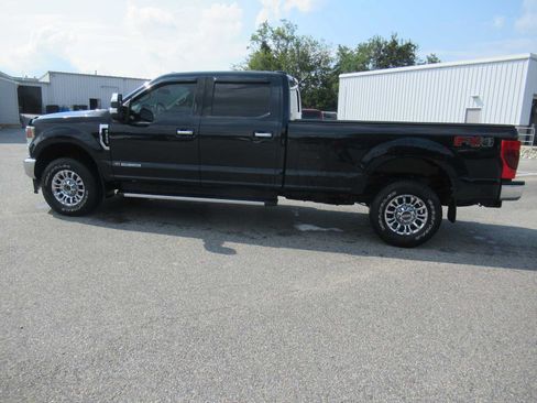 Used 2021 Ford F350 XLT w/ XLT Premium Package AWD/4WD image 8