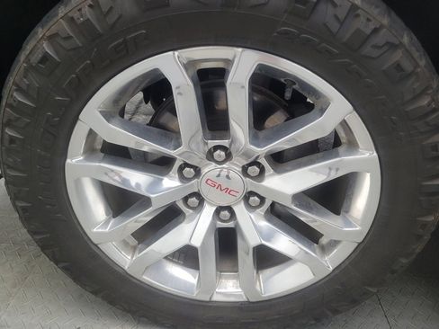 Used 2019 GMC Sierra 1500 SLT w/ SLT Premium Plus Package RWD image 31