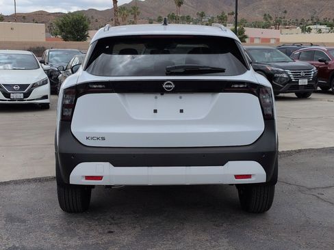 New 2026 Nissan Kicks SV FWD image 4