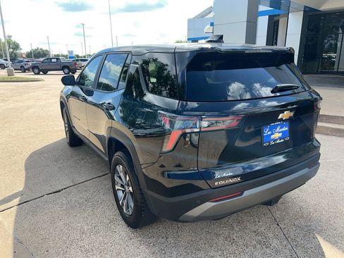 Used 2026 Chevrolet Equinox LT FWD image 7