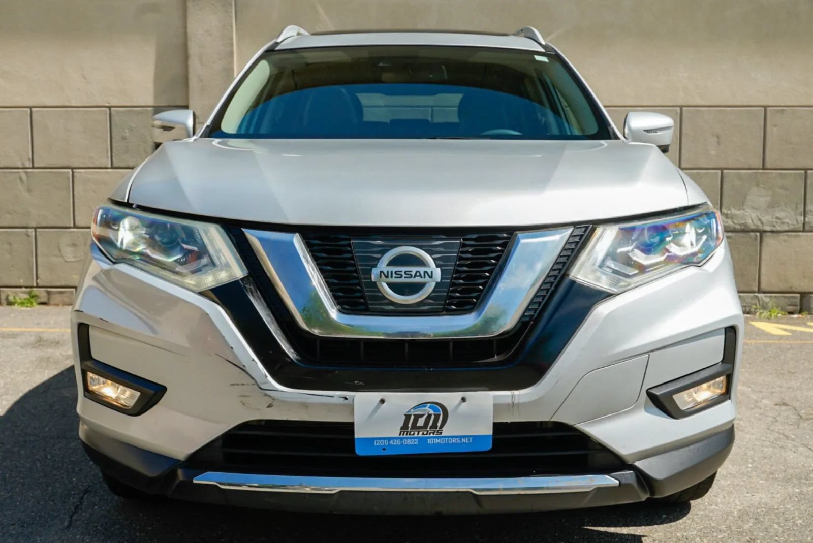 Used 2017 Nissan Rogue SL w/ SL Premium Package AWD/4WD image 2