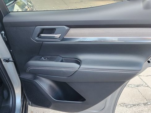 New 2026 GMC Terrain Denali image 42