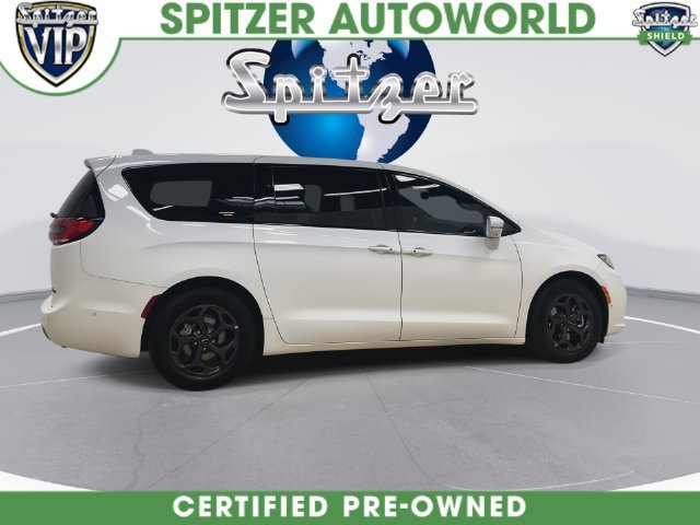 Used 2022 Chrysler Pacifica Touring-L w/ Uconnect Theater Family Group FWD image 11
