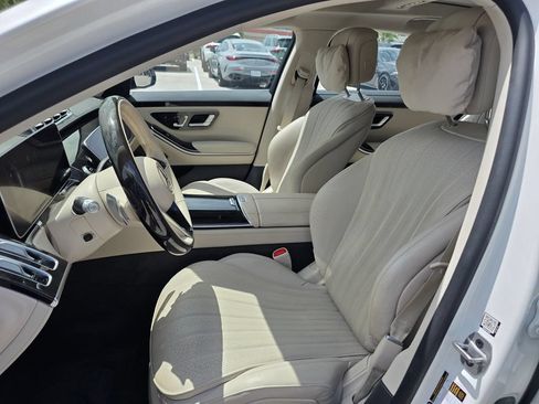Certified 2023 Mercedes-Benz S 500 4MATIC image 11