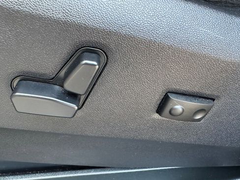 Used 2012 Chrysler Town & Country Touring w/ Entertainment Group #1 image 25