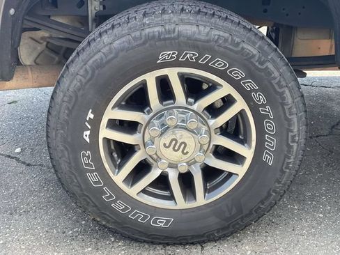 Used 2017 Ford F250 King Ranch w/ FX4 Off-Road Package AWD/4WD image 7