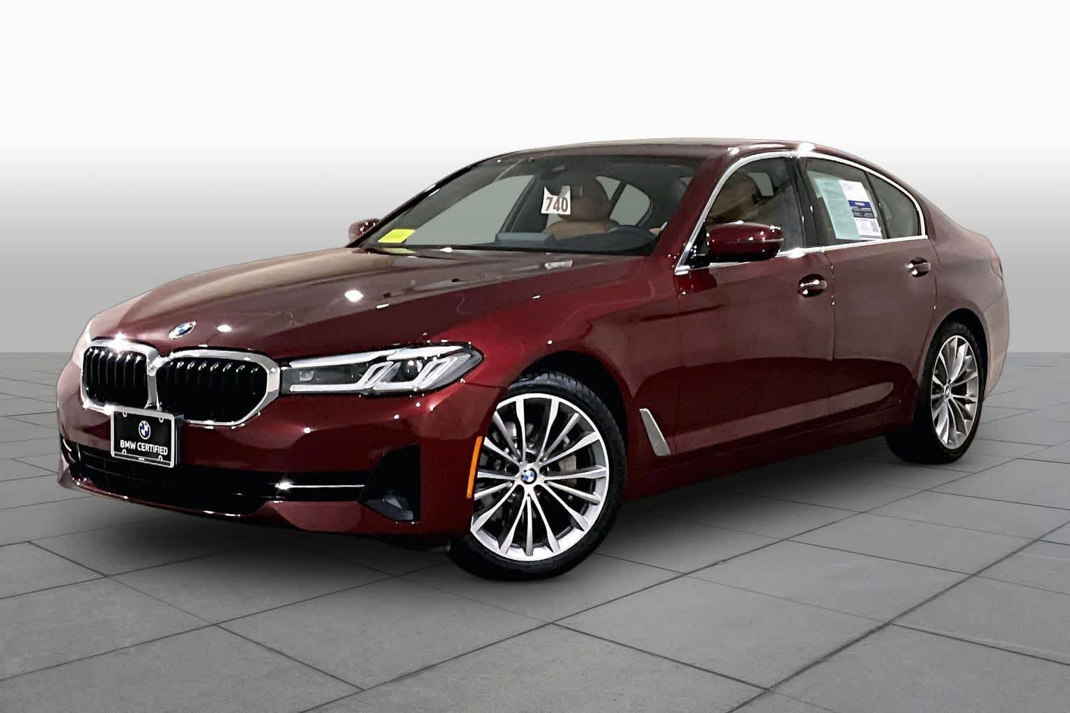 Used 2023 BMW 530i xDrive w/ Premium Package AWD/4WD image 2