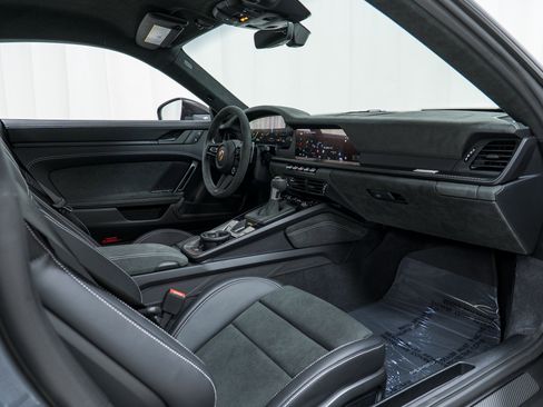 Used 2026 Porsche 911 GT3 image 29
