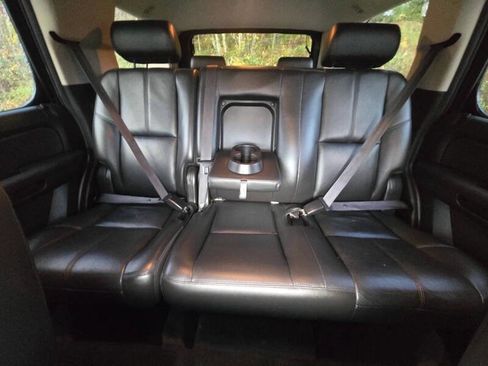 Used 2009 Chevrolet Tahoe LT w/ Luxury Package image 12