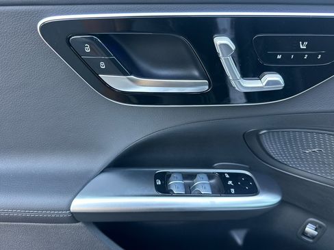 New 2025 Mercedes-Benz C 300 Sedan image 11