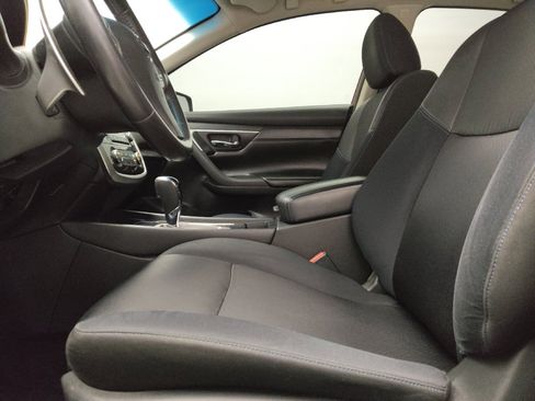 Used 2018 Nissan Altima 2.5 SR FWD image 17