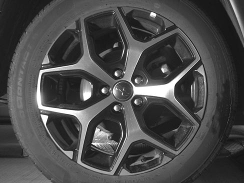 Used 2025 Jeep Compass Limited image 15