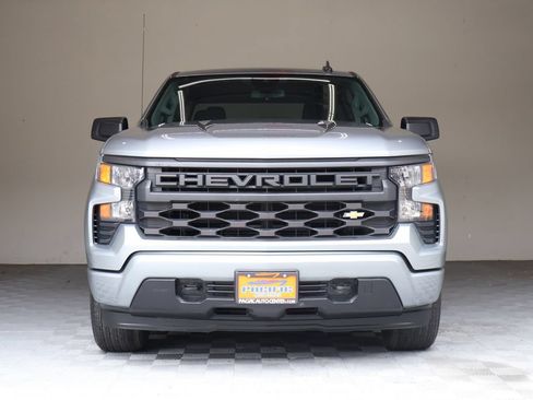 Used 2025 Chevrolet Silverado 1500 Custom RWD image 4