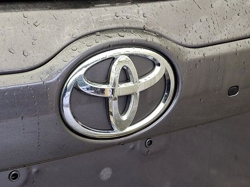 Certified 2018 Toyota Highlander Limited image 24