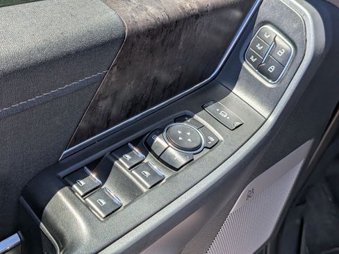 Certified 2024 Ford F350 Lariat AWD/4WD image 17