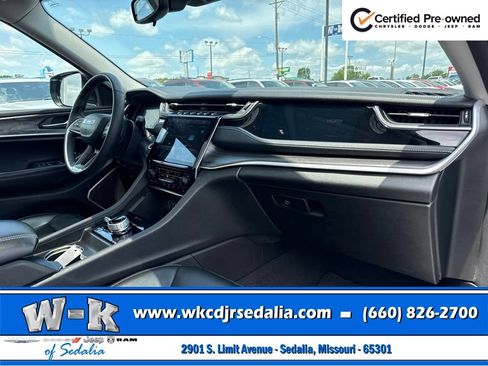 Used 2024 Jeep Grand Cherokee Limited 4xe AWD/4WD image 30