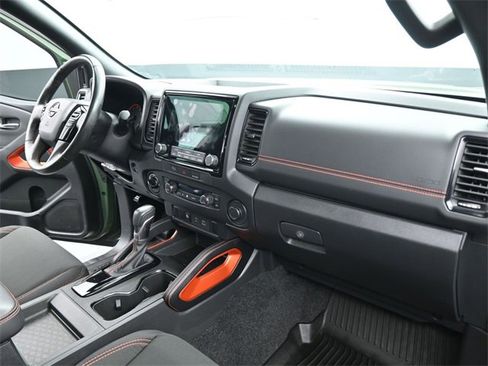 Certified 2024 Nissan Frontier PRO-4X w/ Technology Package image 27