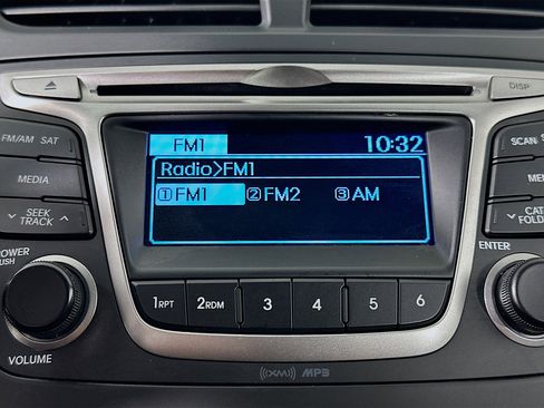 Used 2016 Hyundai Accent SE FWD image 21