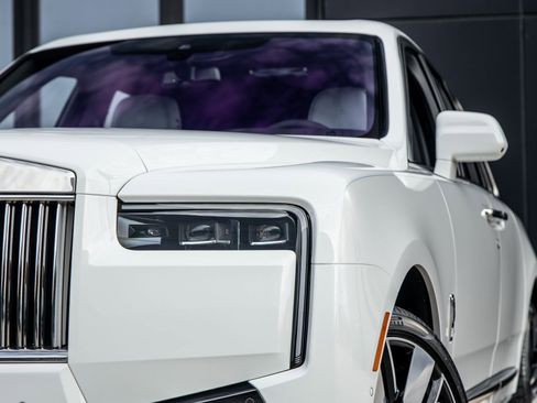 New 2026 Rolls-Royce Cullinan image 16