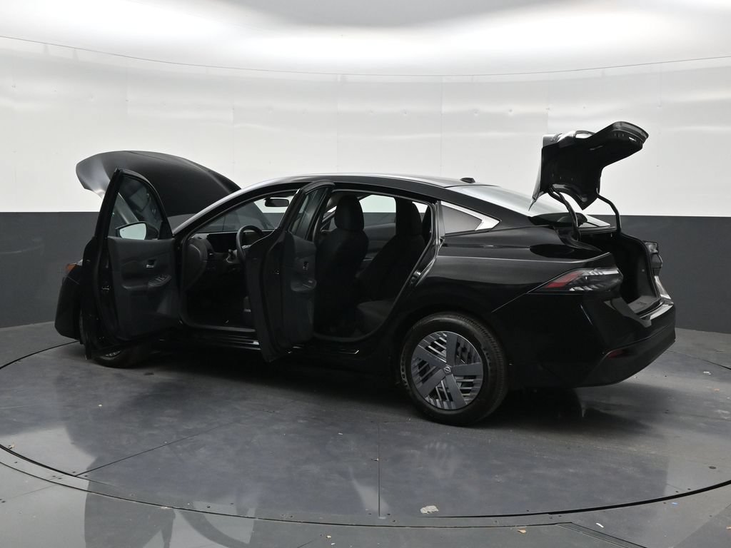Used 2026 Nissan Sentra S w/ S Cold Weather Package FWD image 31