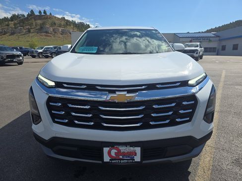 Certified 2025 Chevrolet Equinox LT AWD/4WD image 12