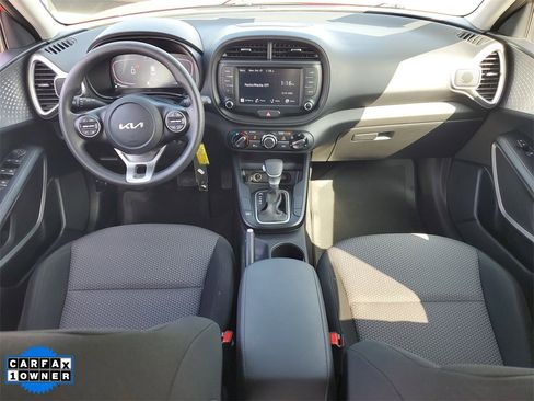 Used 2024 Kia Soul LX w/ Option Group 015 image 9