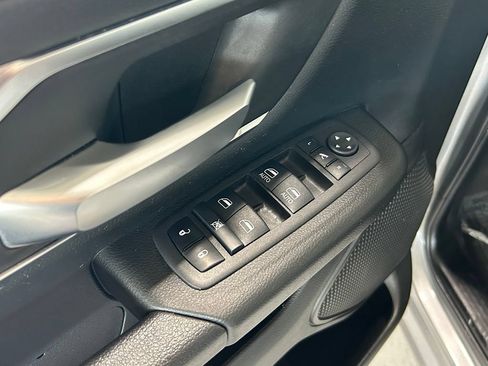 Used 2024 RAM 1500 Big Horn RWD image 21