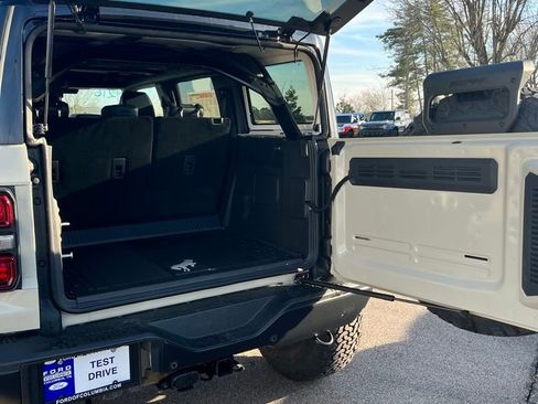 New 2025 Ford Bronco Raptor image 7