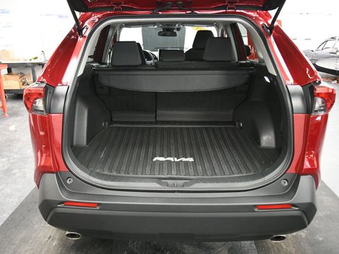 Certified 2025 Toyota RAV4 XLE image 21