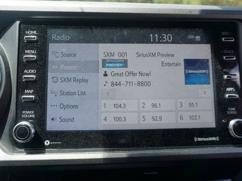 Used 2020 Toyota Tacoma TRD Sport image 11