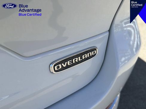 Used 2022 Jeep Grand Cherokee Overland w/ Advanced Protech Group III AWD/4WD image 7