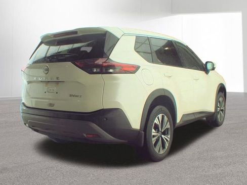 Used 2023 Nissan Rogue SV AWD/4WD image 2