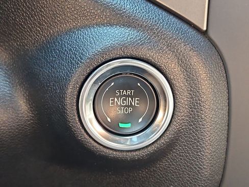 Used 2025 GMC Sierra 2500 Pro w/ 1SA Pro Safety Plus Package RWD image 17