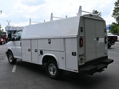 New 2025 Chevrolet Express 3500 w/ Power Convenience Package RWD image 3