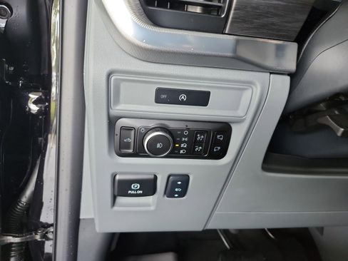 New 2025 Ford F150 Lariat w/ Equipment Group 501A Mid AWD/4WD image 12