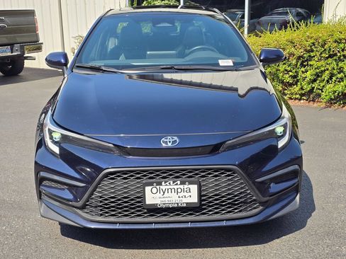 Used 2023 Toyota Corolla XSE FWD image 2