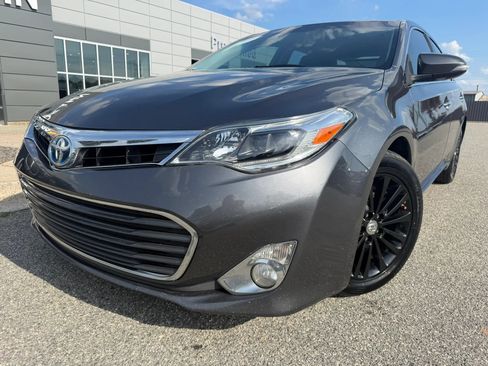 Used 2015 Toyota Avalon Limited FWD image 1
