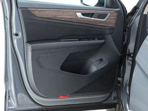New 2026 Volkswagen Atlas SEL AWD/4WD image 18